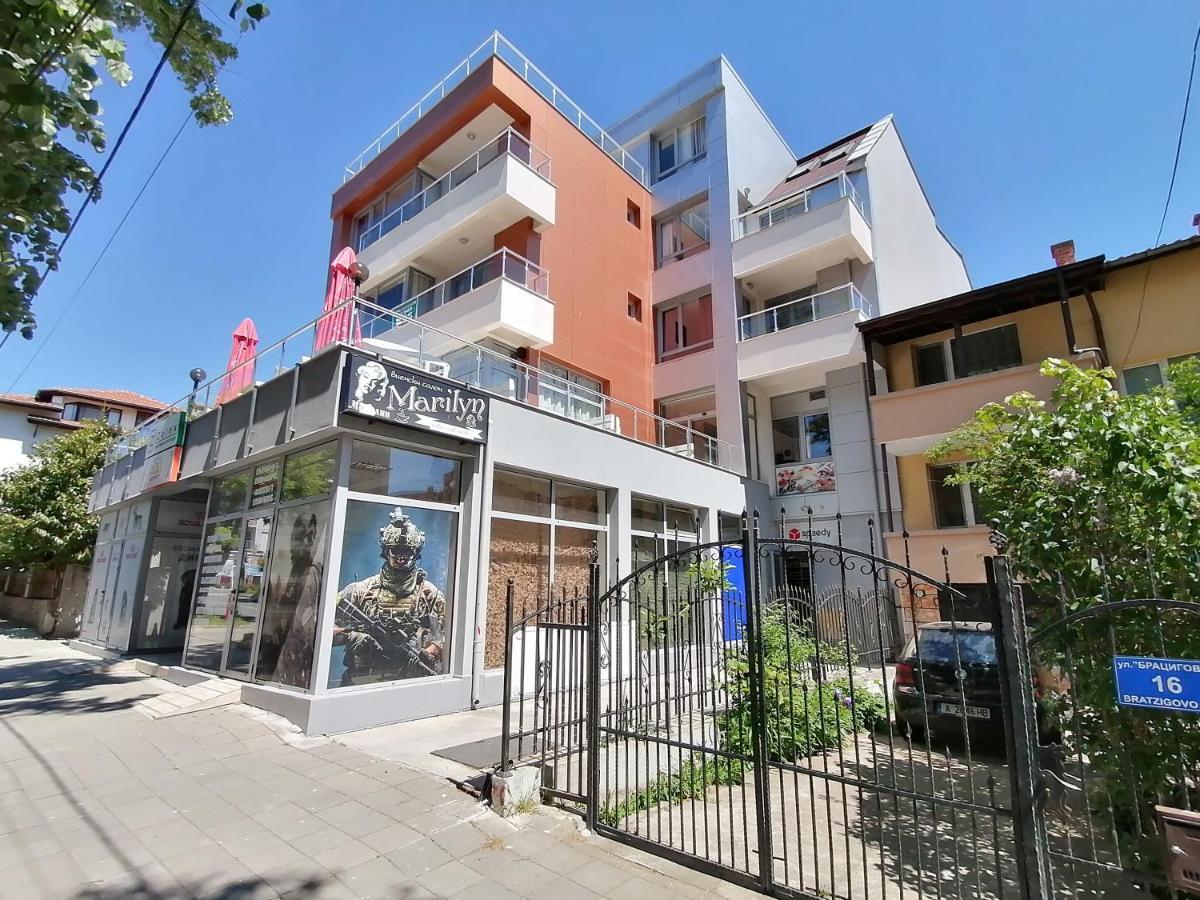 Zoleks Apartment Burgas Zewnętrze zdjęcie